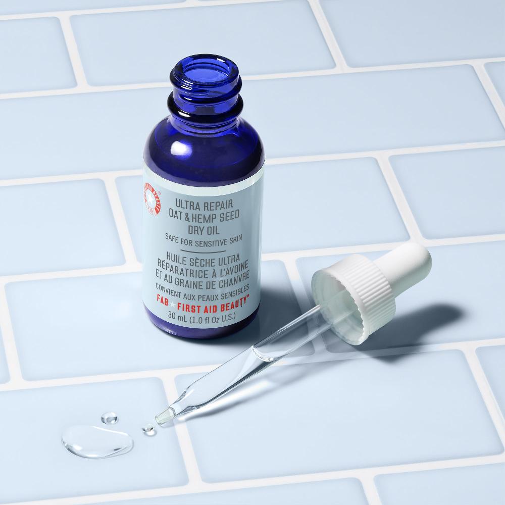 First Aid Beauty Ultra Repair Oat + Hemp Seed Dry Oil Treatment