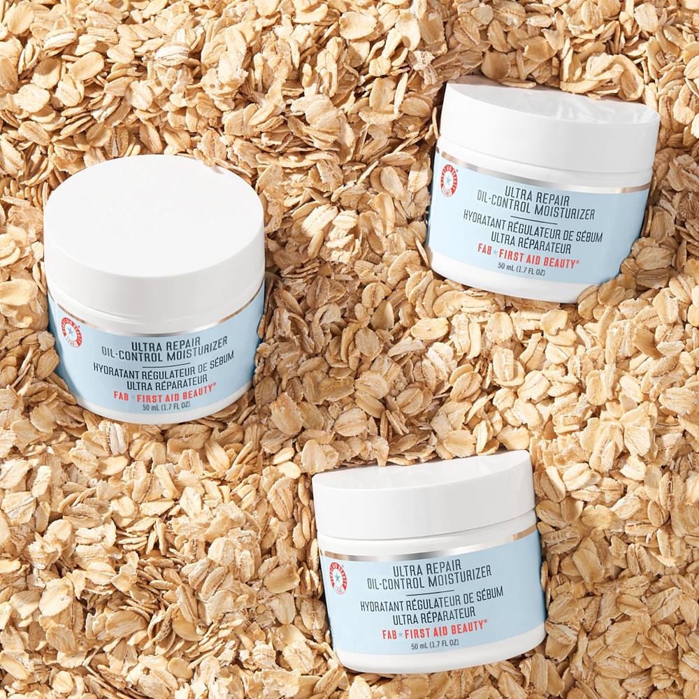First Aid Beauty Ultra Repair Oil-Control Moisturizer Moisturizer