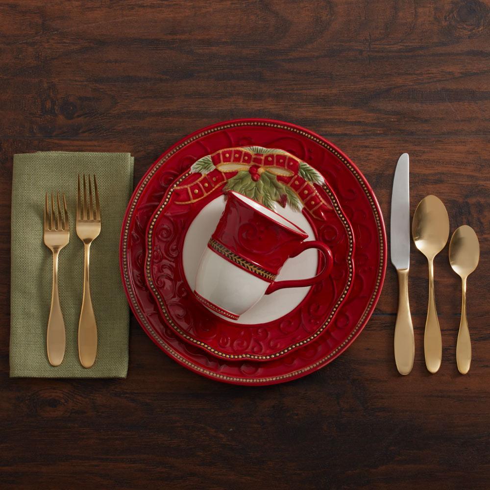 fitz and floyd Damask Holiday 4 Piece Place Setting