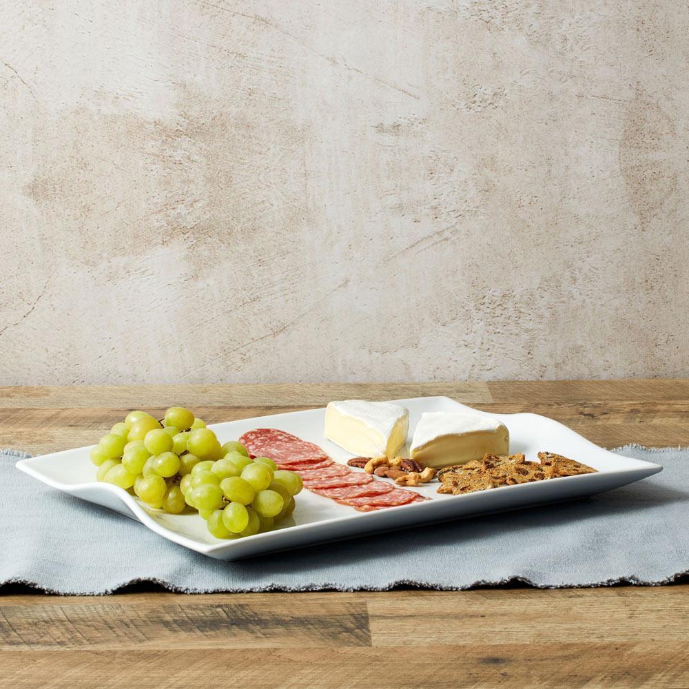 fitz and floyd Everyday White® Rectangular Handled Serving Platter 18.25 IN