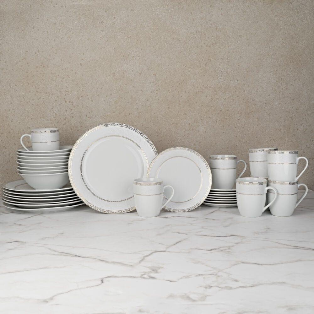 fitz and floyd Gold Serif 32 Piece Dinnerware Set Service for 8