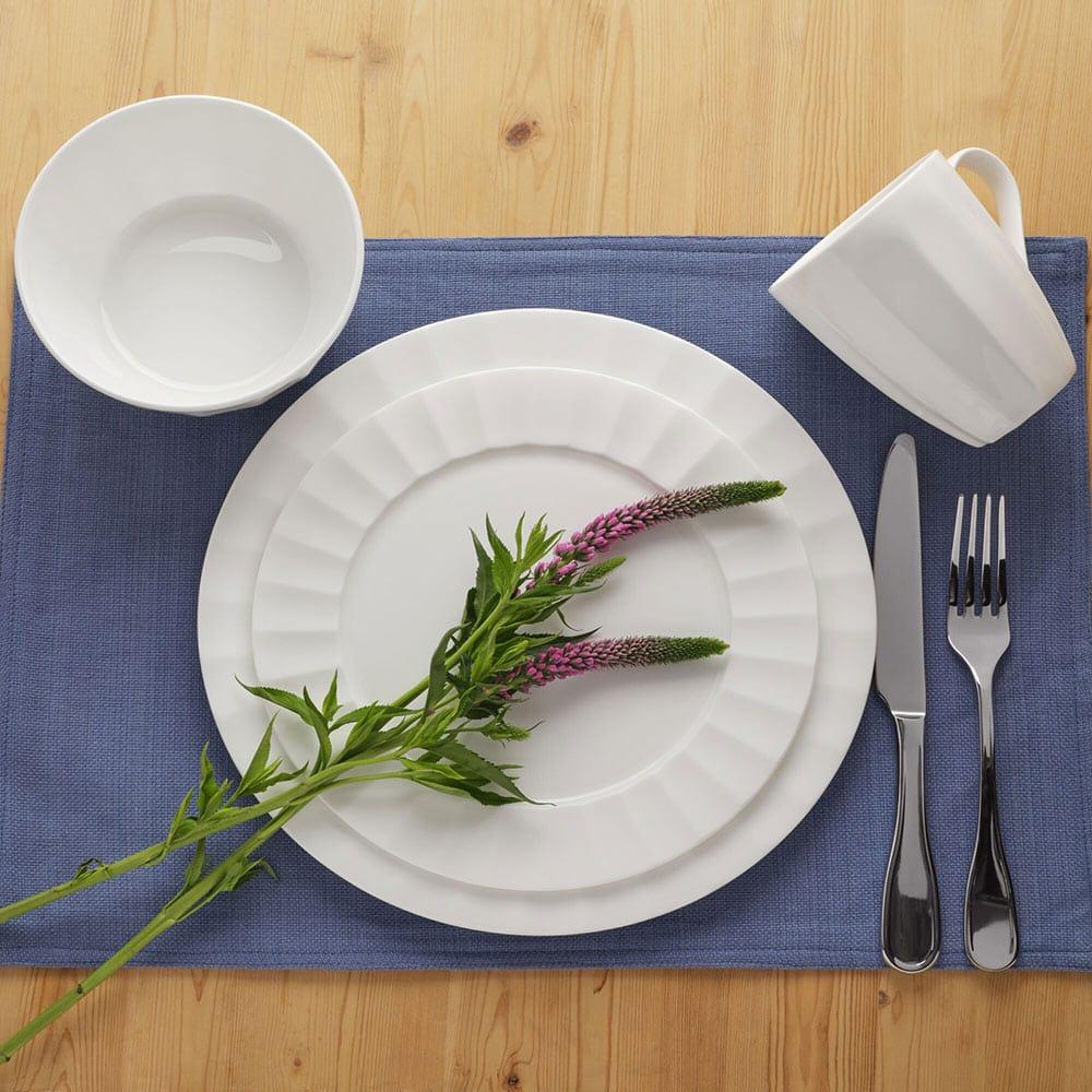 Fitz And Floyd Nevaeh White Fluted 16 Piece Dinnerware Set Service For 4