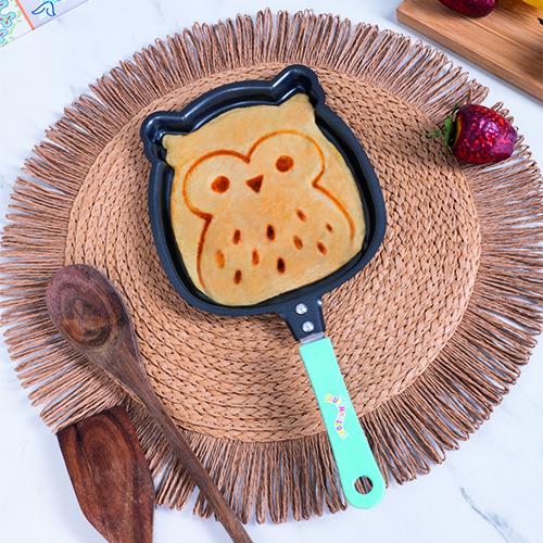 fizz creations Squishmallows Winston the Owl Pancake Pan