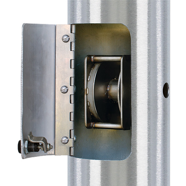 Flagpole Xtreme Series - XIWW Internal With Winch - Wire Halyard