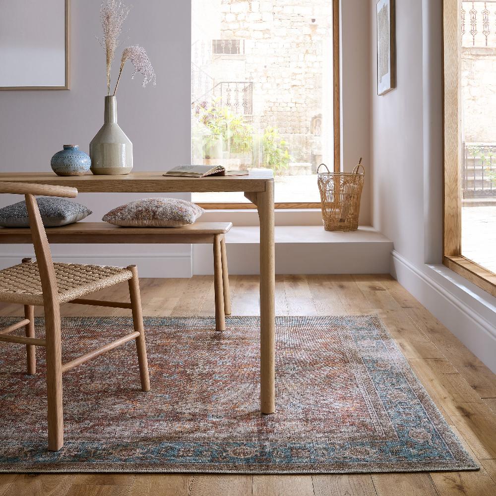 flair rugs Cyra Washable Traditional Rug