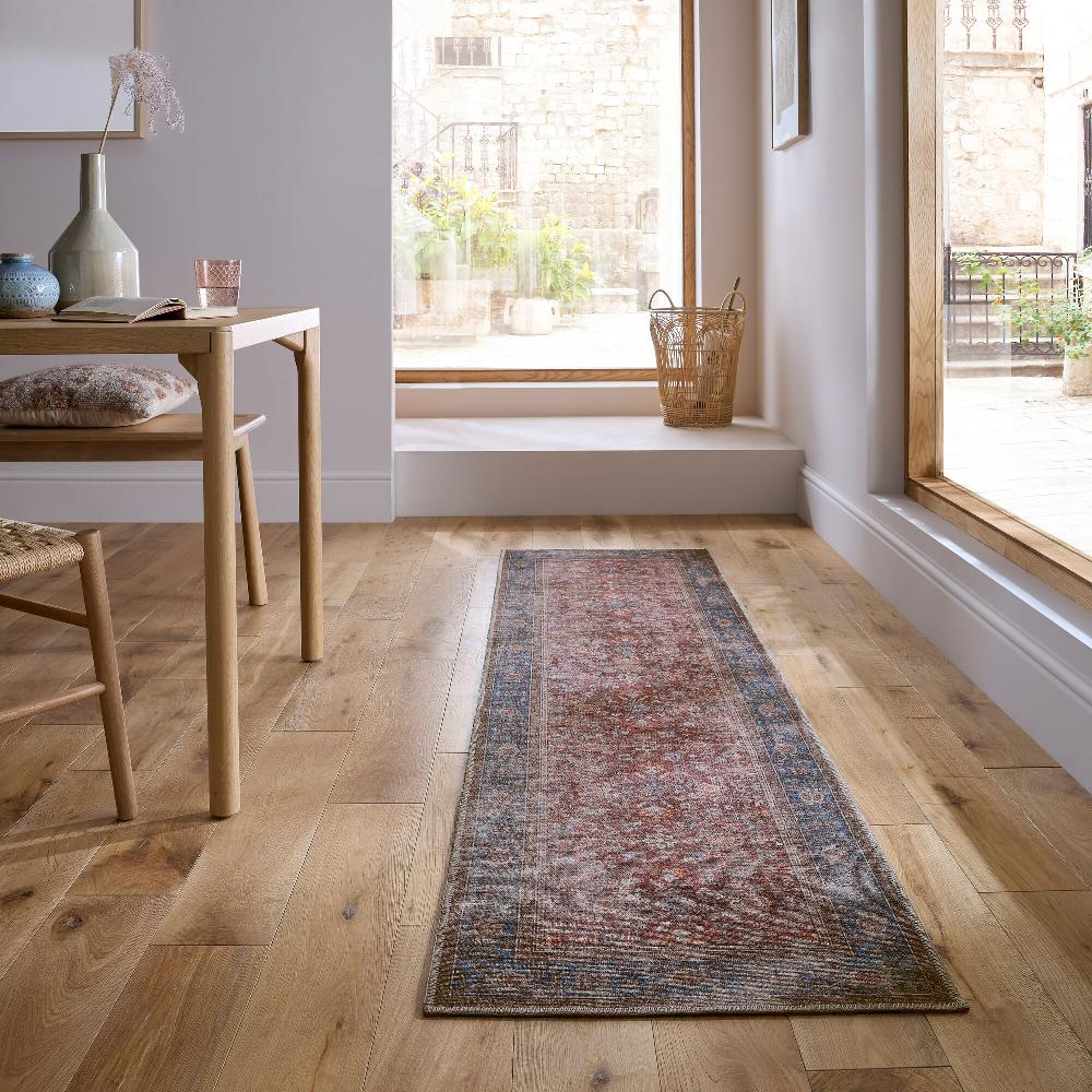 flair rugs Cyra Washable Traditional Runner Rug