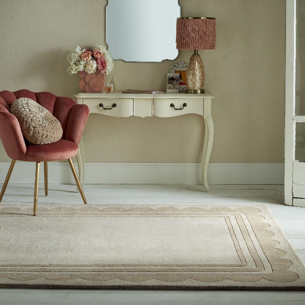 Flair Rugs Lois Scallop Border Wool Rug