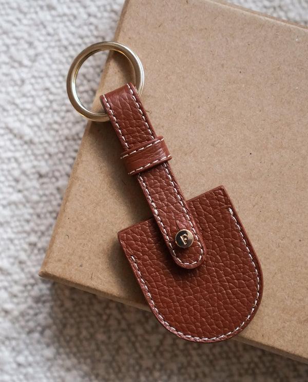 Flattered Airy Keyring Leather Cognac