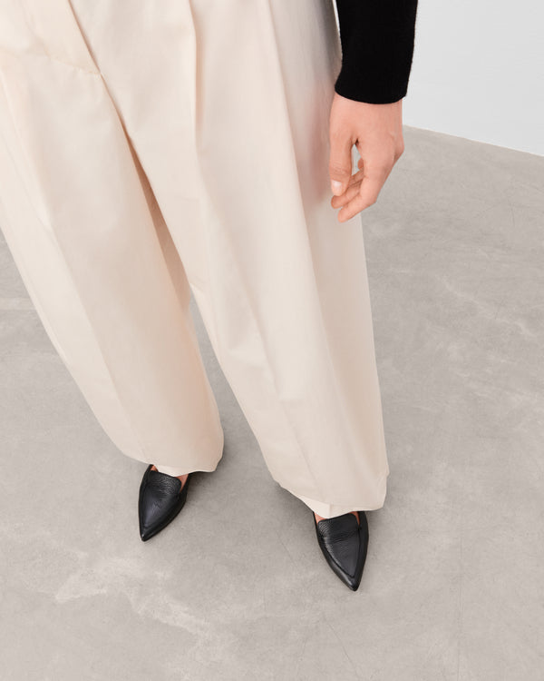 Flattered Alex Grained Leather Black