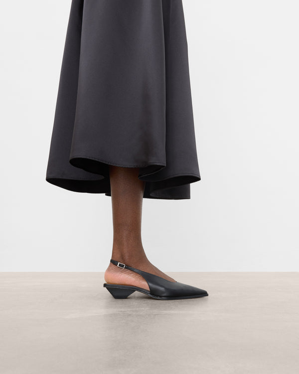 Flattered Avalon Leather Black