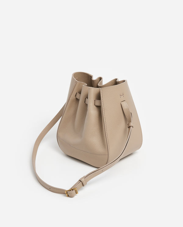 Flattered Bo Mini Bucket Leather Taupe