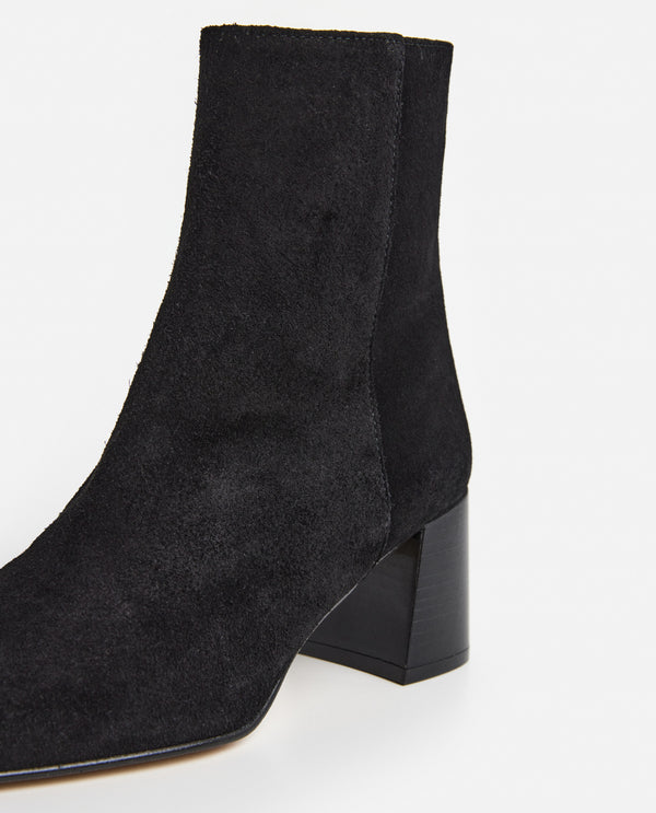 Flattered Cay Suede Black