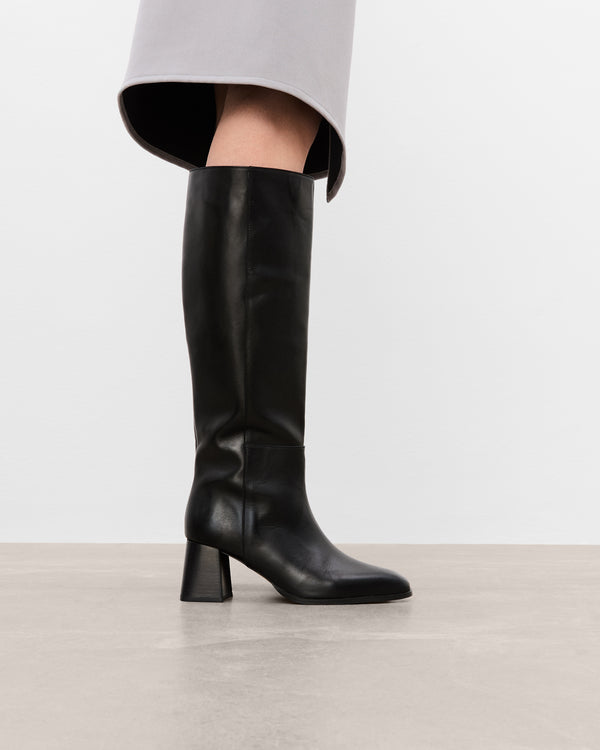 Flattered Colette Leather Black