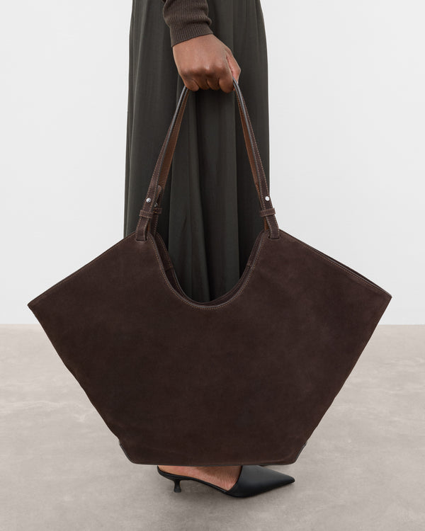 Flattered Dahlia Tote Bag Suede Chocolate