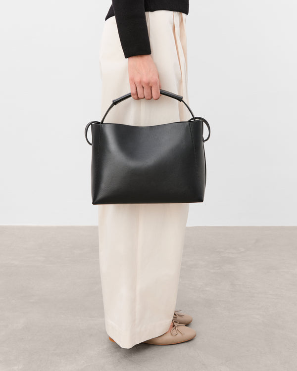 Flattered Hedda Midi Handbag Leather Black