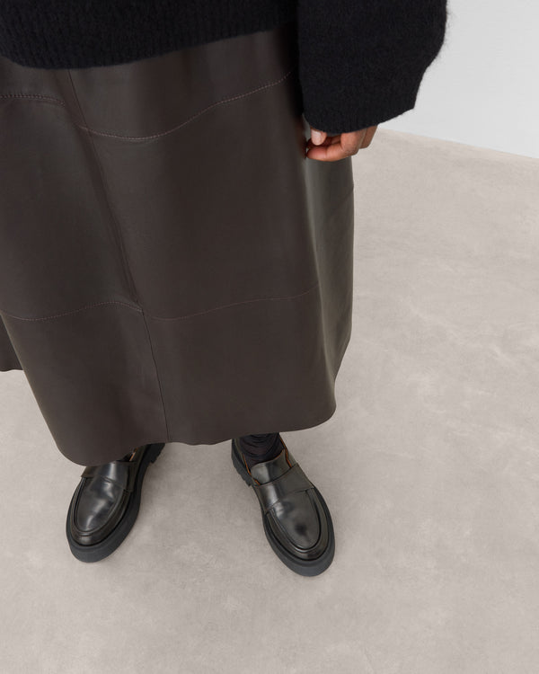 Flattered Leo Leather Chocolate