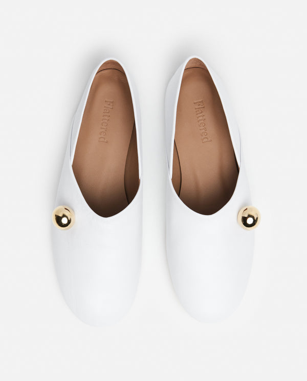 Flattered Pepper Leather White