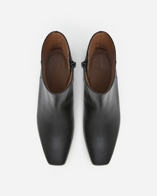 Flattered Rami Leather Black
