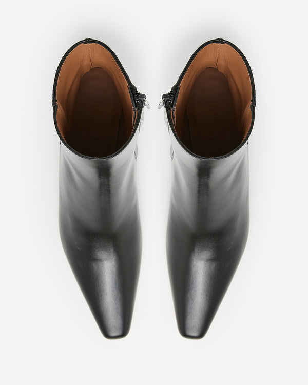 Flattered Xena Leather Black