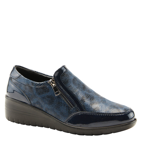 flexus by spring step FLEXUS CONCHA SLIP-ON SHOES