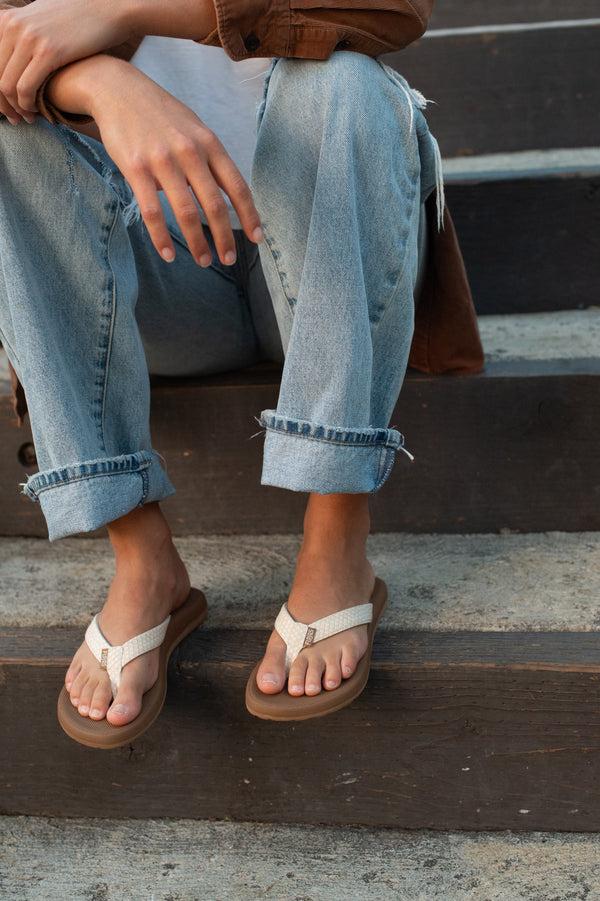 Flojos Kay - Women's Sandal Ivory/Tan
