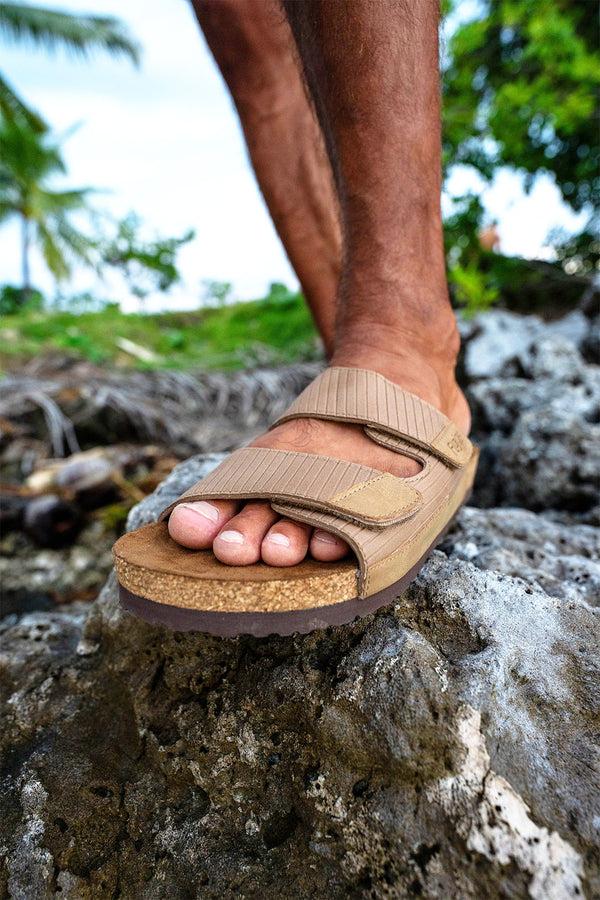 Flojos Sting Ray - Men's Sandal Tan/Brown