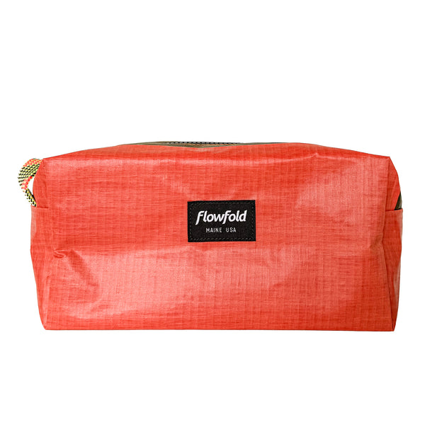 flowfold Maker's Choice Aviator Travel Kit & Toiletry Bag | Design No.04