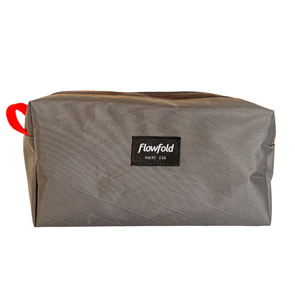 flowfold Maker's Choice Aviator Travel Kit & Toiletry Bag | Design No.13