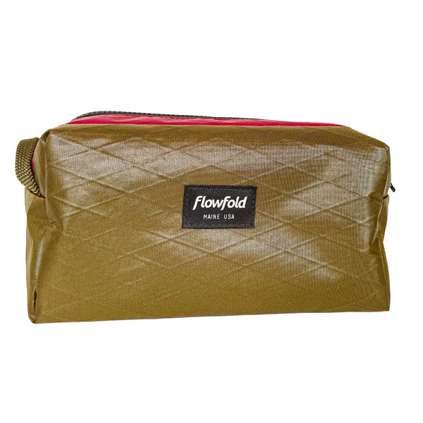 flowfold Maker's Choice Aviator Travel Kit & Toiletry Bag | Design No.17