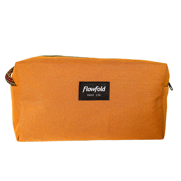flowfold Maker's Choice Aviator Travel Kit & Toiletry Bag | Design No.18