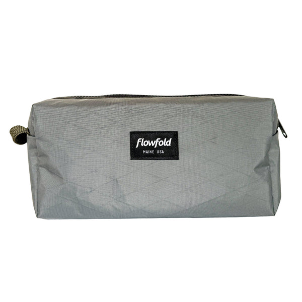 flowfold Maker's Choice Aviator Travel Kit & Toiletry Bag | Design No.25