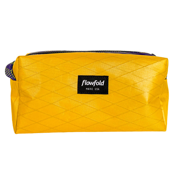 flowfold Maker's Choice Aviator Travel Kit & Toiletry Bag | Design No.23