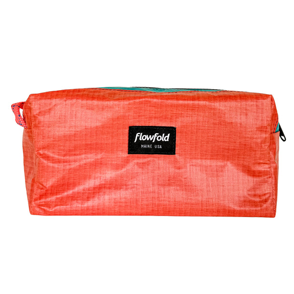 flowfold Maker's Choice Aviator Travel Kit & Toiletry Bag | Design No.26
