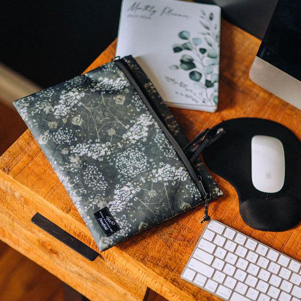 Flowfold SMD X Flowfold | Voyager Utility Zipper Pouch