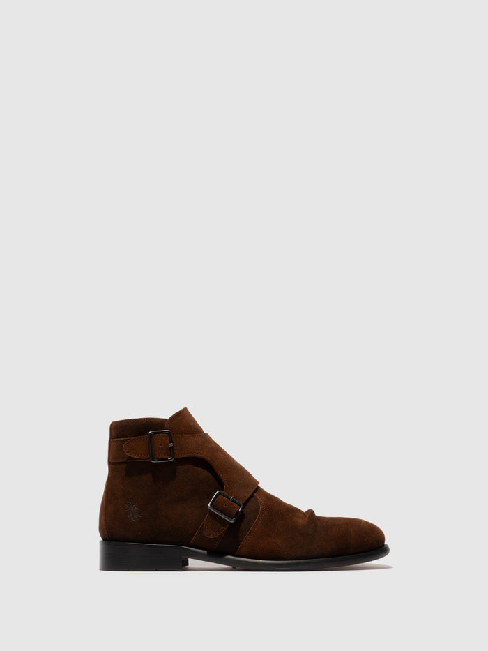 flowfold Buckle Ankle Boots WUOL142FLY OIL SUEDE CAMEL