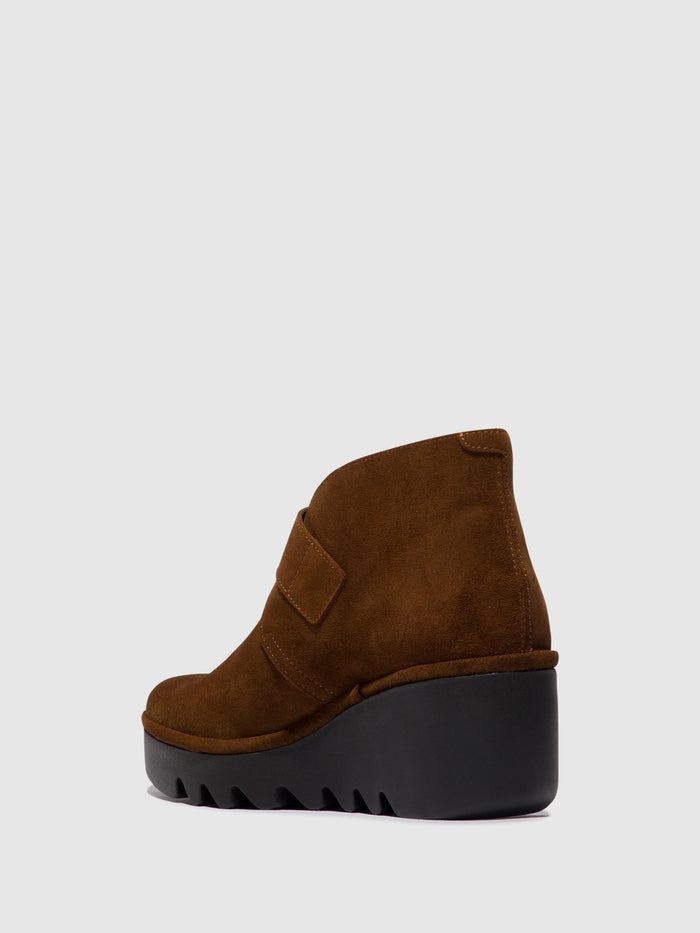 Flowfold Buckle Ankle Boots BIRT397FLY CAMEL