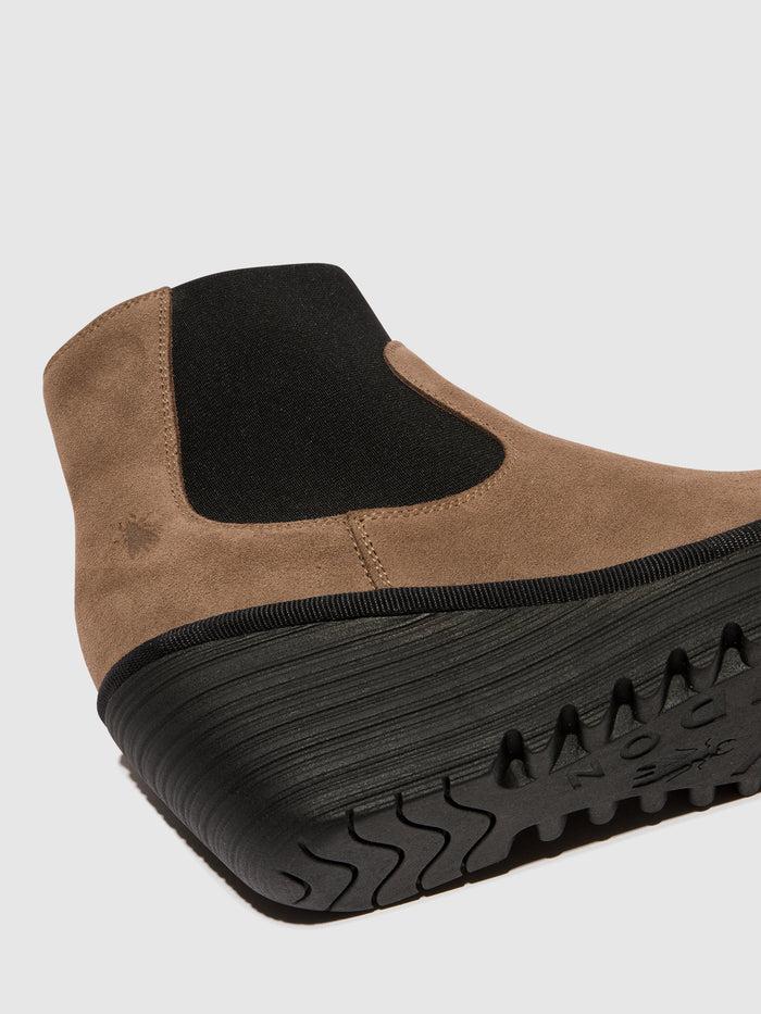 Flowfold Chelsea Ankle Boots YADE398FLY TAUPE