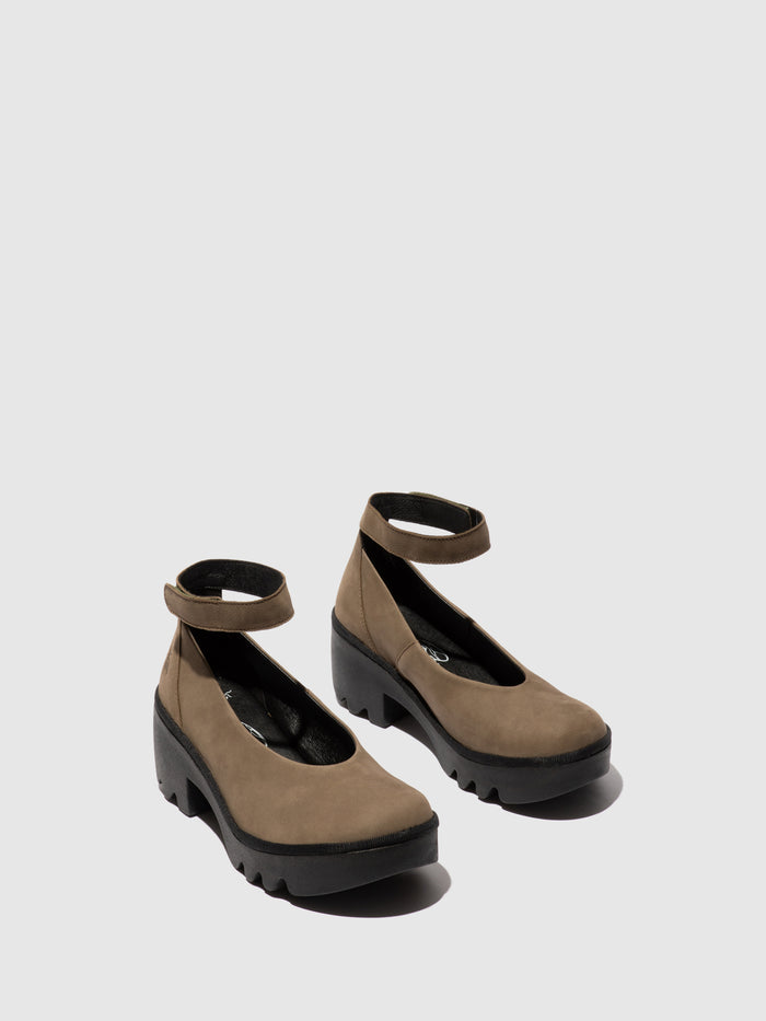 Flowfold Closed Shoes TIRY497FLY KHAKI