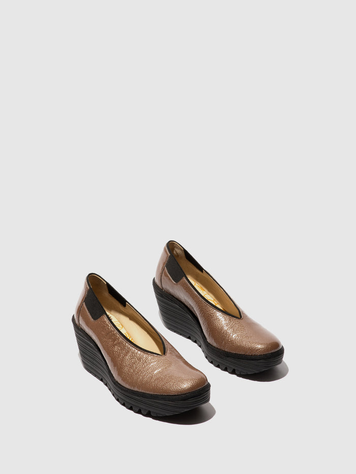 Flowfold Slip-on Shoes YOZA438FLY TAUPE