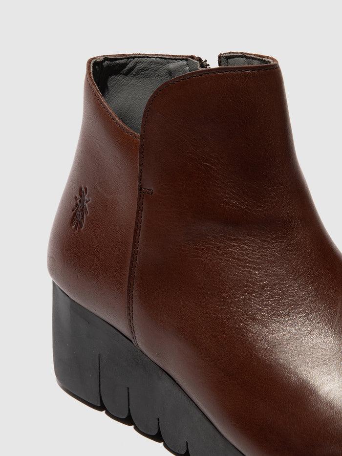 Flowfold Zip Up Ankle Boots VANG364FLY BROWN