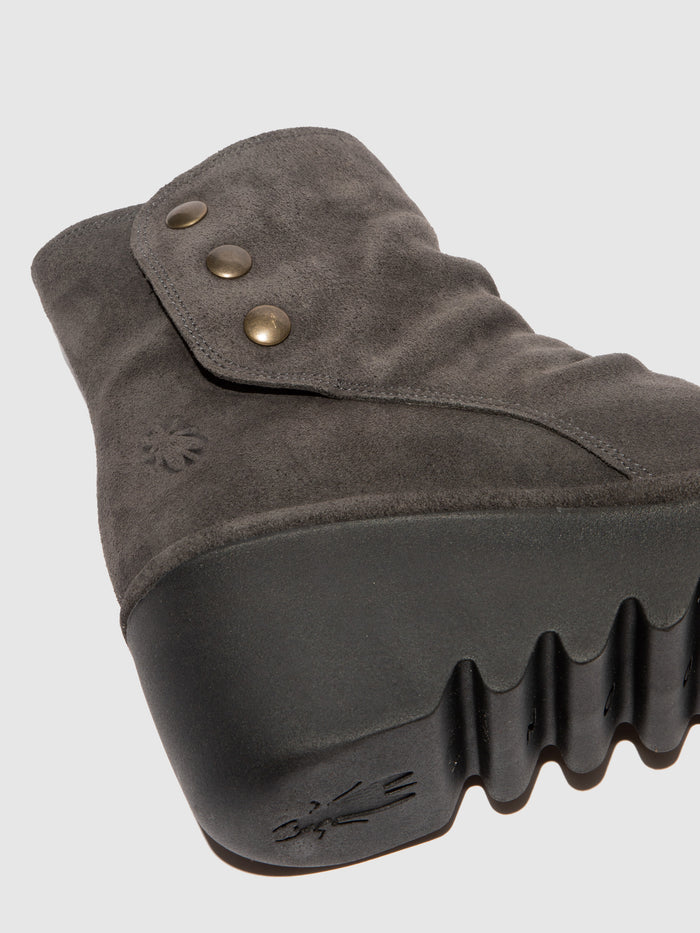 Flowfold Zip Up Ankle Boots BROM344FLY OILSUEDE DIESEL