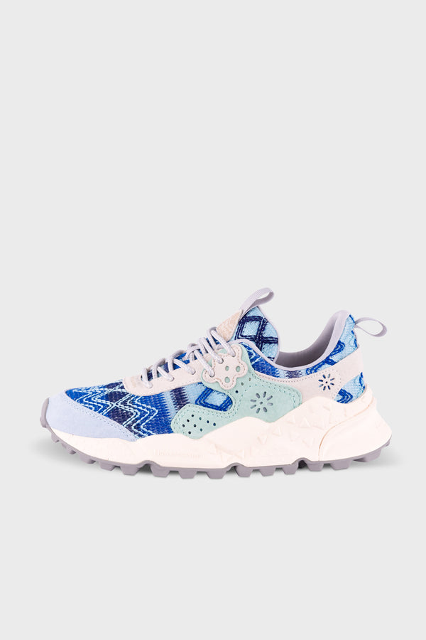 Folk Flower Mountain - Kotetsu Woman - Grey-Light Blue Cream