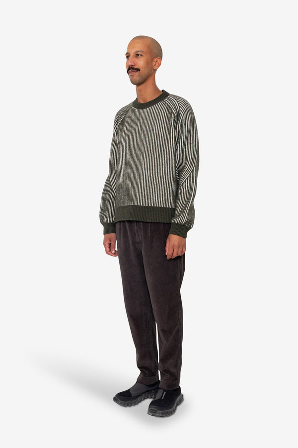 Folk Plated Rib Crew - Olive / Ecru