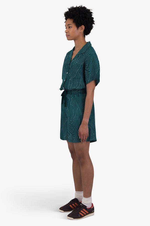 Folk Wide Signal Shorts - Vintage Green Stitch Print