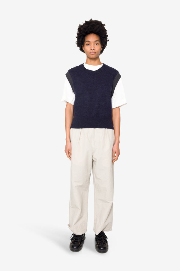Folk MHL - Pleated Crop Trouser - Dry Ctn Linen - Pale Stone
