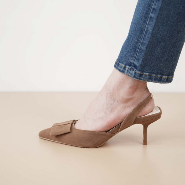 Footwear Sensation Valentina Pumps - Coffee