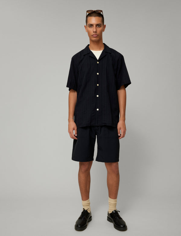 Forét CLAY TWILL SHORTS - BLACK