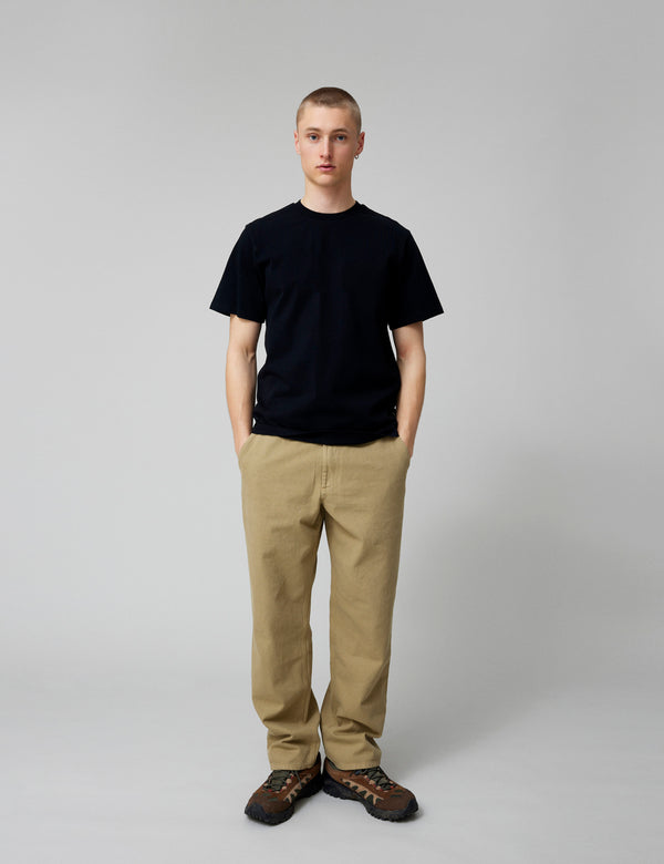 Forét EAST T-SHIRT - BLACK