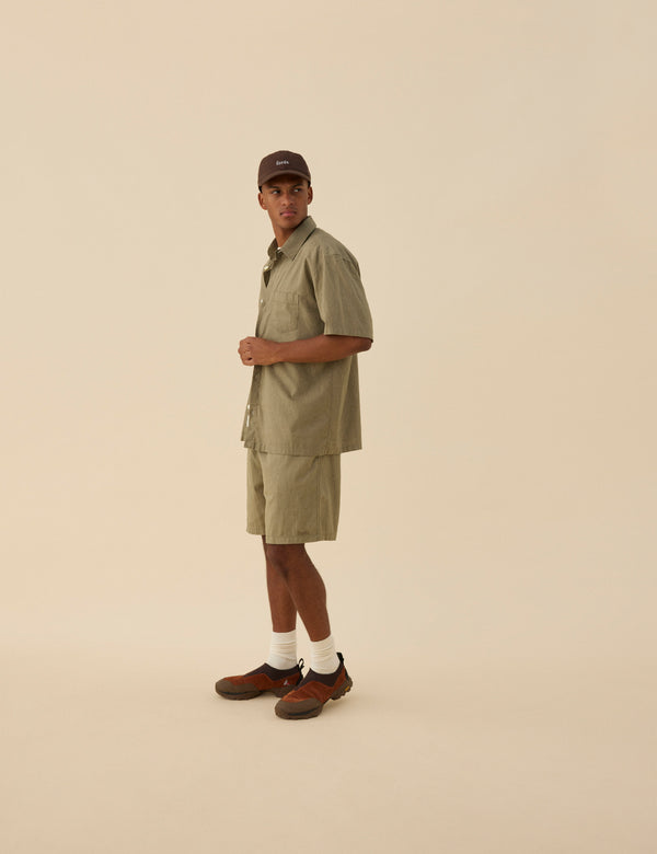 Forét SERENE LINEN SHORTS - DUSTY OLIVE
