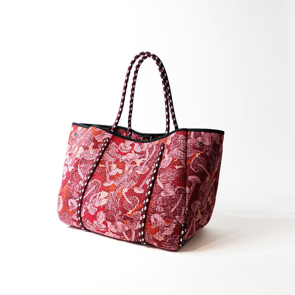 Forever 21 EVERYDAY TOTE SHROOMS RED